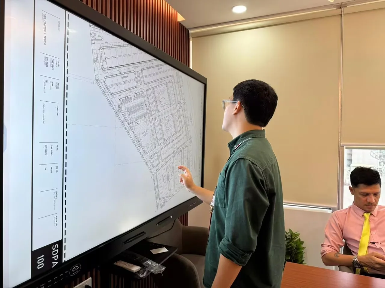Riotouch interactive flat panel in meeting room 3